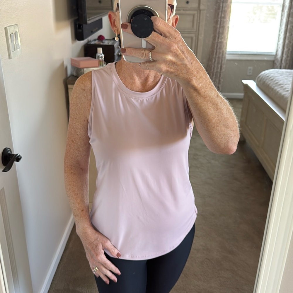 Halara Cut Out Crossover Hem Solid Yoga Tank Top